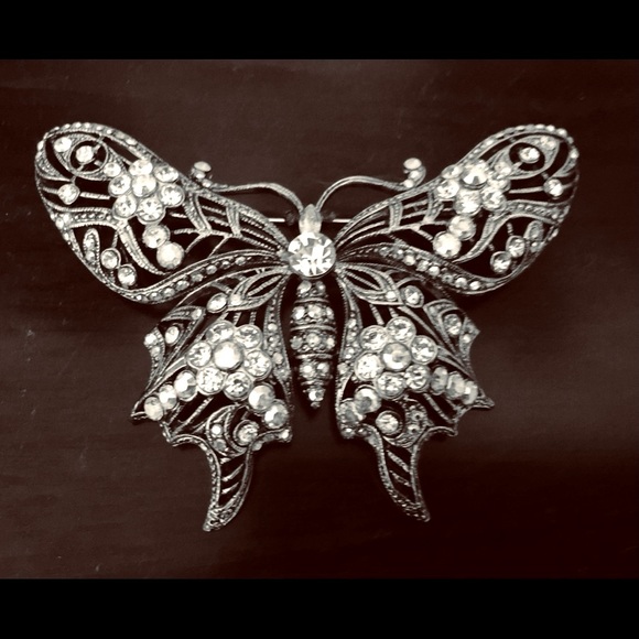 Vintage large sparkling butterfly brooch pin back - Picture 12 of 14